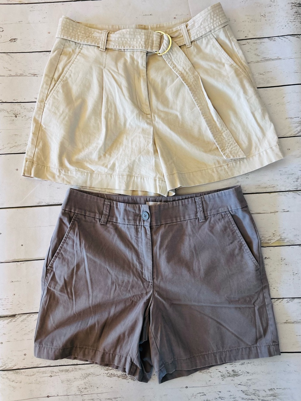 LOFT High-Rise Belted Cream Shorts & Relaxed Gray Bermuda Set Sz 6 Cotton